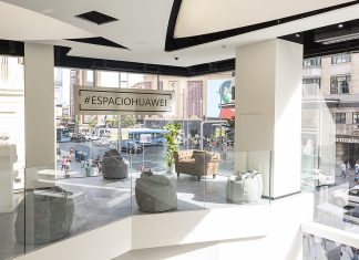 Abre la mayor flagship de Huawei