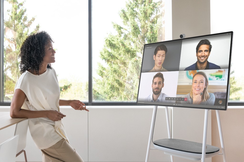 Surface-Hub-2S_06