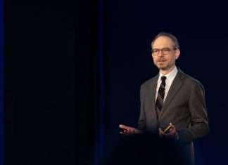 «Nuestro enfoque de IA privada nos permite utilizar la IA generativa sin compartir información interna» Hablamos sobre IA privada -private AI- e IAG con Matt Calkins, CEO de Appian.