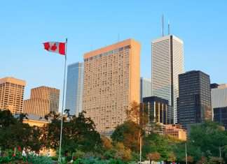 CGI y el Banco Nacional de Canadá: acuerdo de servicios a diez años CGI y el Banco Nacional de Canadá: acuerdo de servicios a diez años