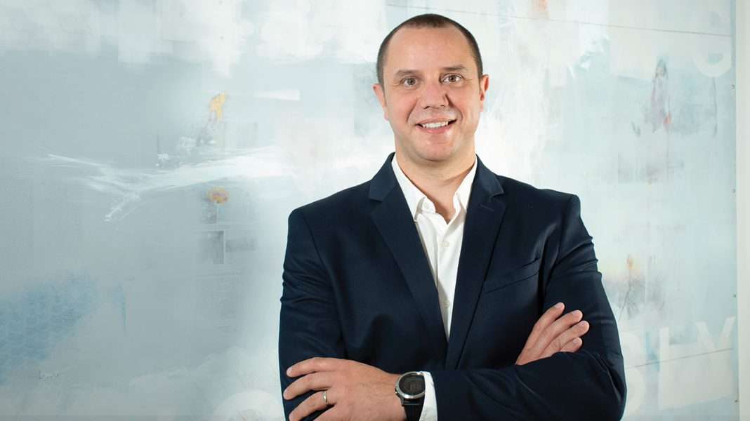 El chatbot con Copilot Studio, guía a los empleados al interactuar con SAP