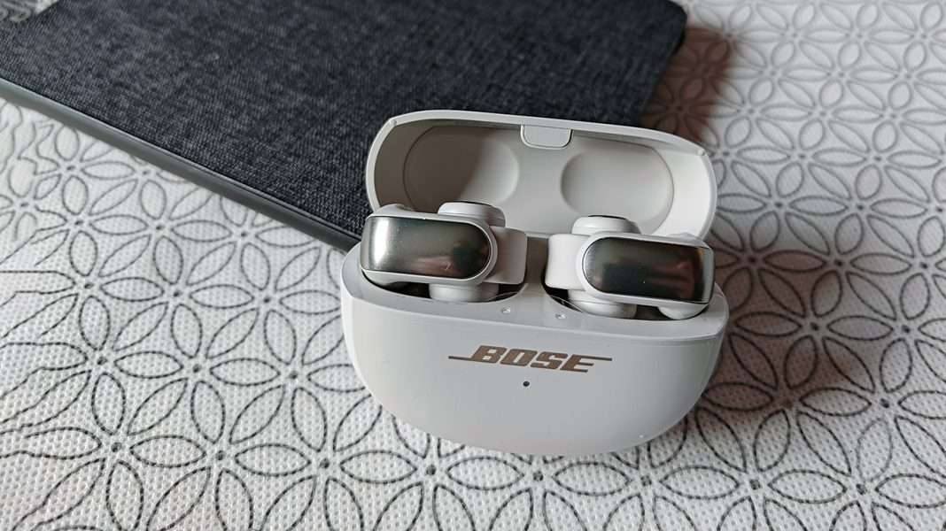 DB58_Bose01 Bose Ultra Open Earbuds