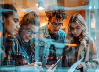 Formación: los nuevos arquitectos del mundo digital Formación: los nuevos arquitectos del mundo digital