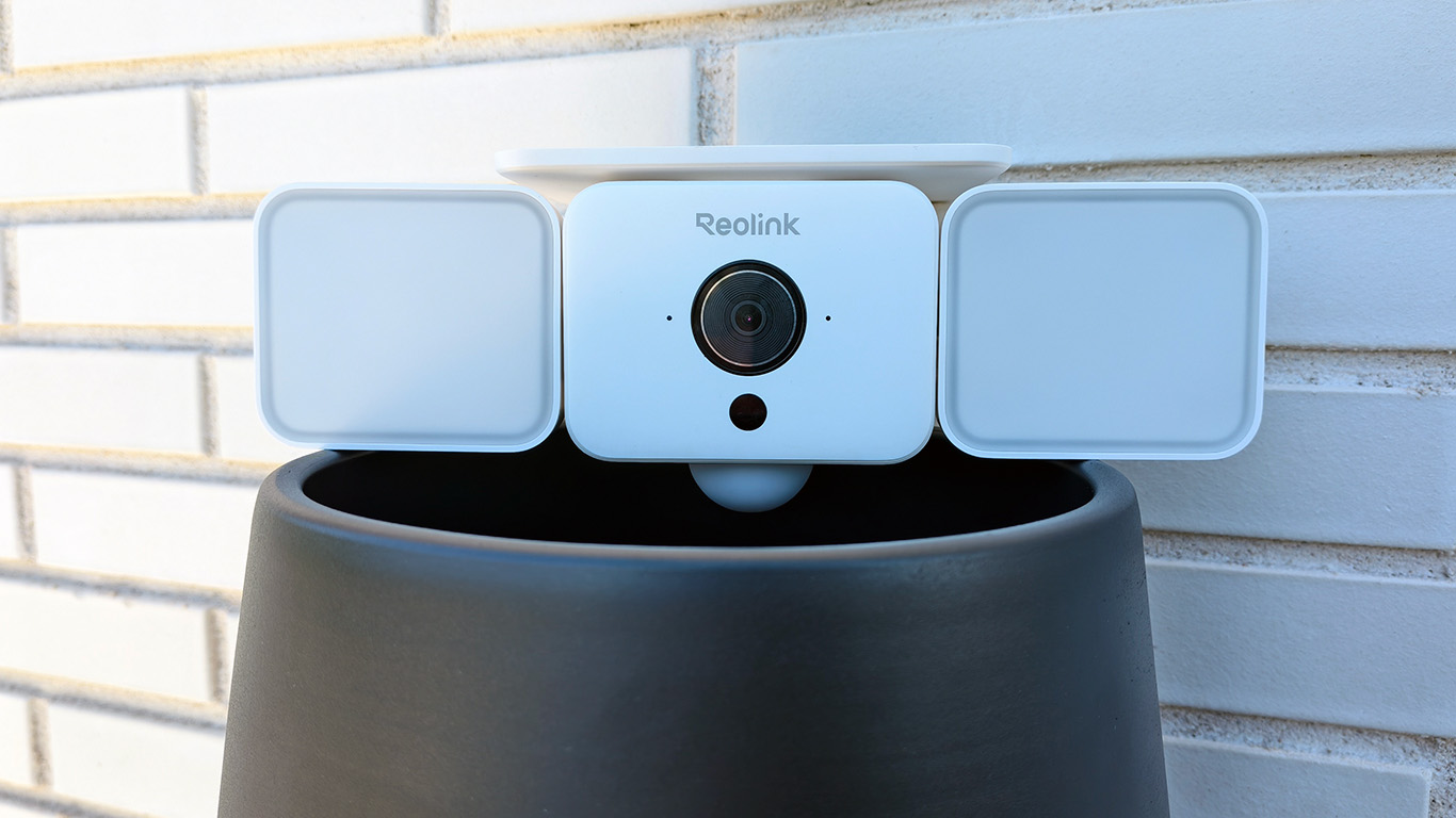 Reolink Solar Floodlight Cam