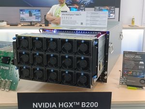 El buque insignia R880 F7