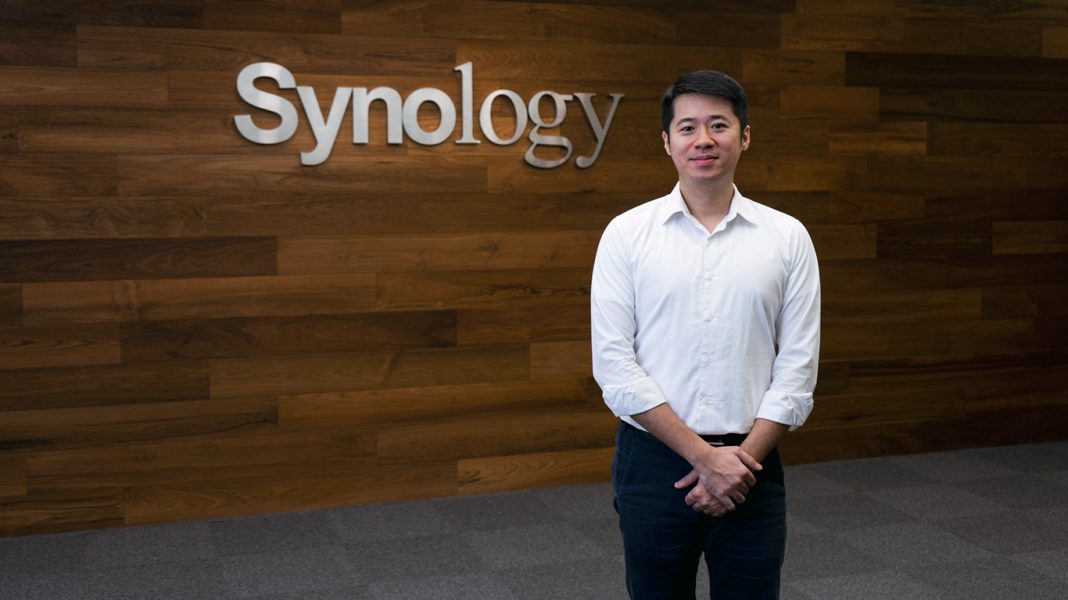 Chad Chiang Synology Chad Chiang, La propiedad y la privacidad de los datos siempre han sido valores fundamentales para nosotros. Data ownership and privacy have always been core values for us.