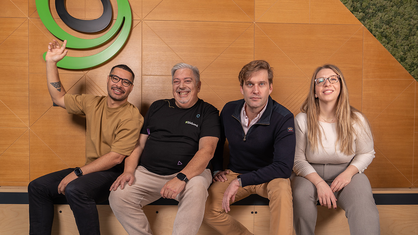 Parte del equipo Siteground. De izquierda a derecha: Wilkins Morales, Fernando Tellado, Juanma Rodríguez y Sonia Carosella.