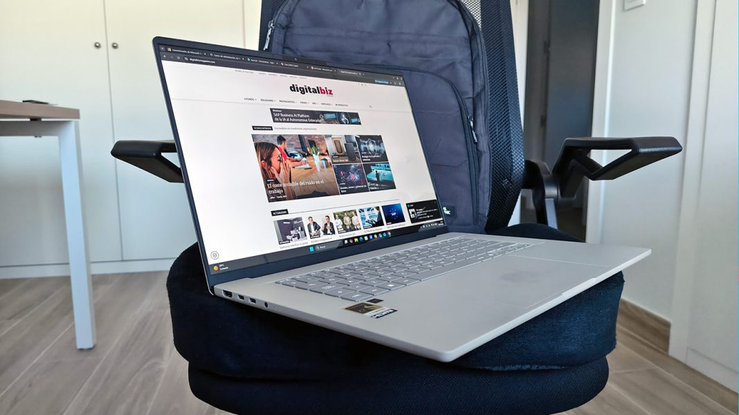 ASUS Zenbook A16_01 ASUS Zenbook A16